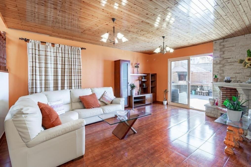 Casa Central - Peceful Mountain Retreat In Calheta Ribeira do Raposo Exterior photo